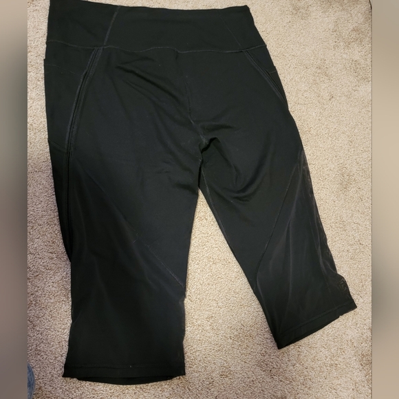 EUC XL Victoria's Secret Victoria Sport Black Mesh Leggings - Picture 2 of 4